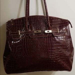 🌸 Maroon Crocodile Pattern Travel Size Handbag